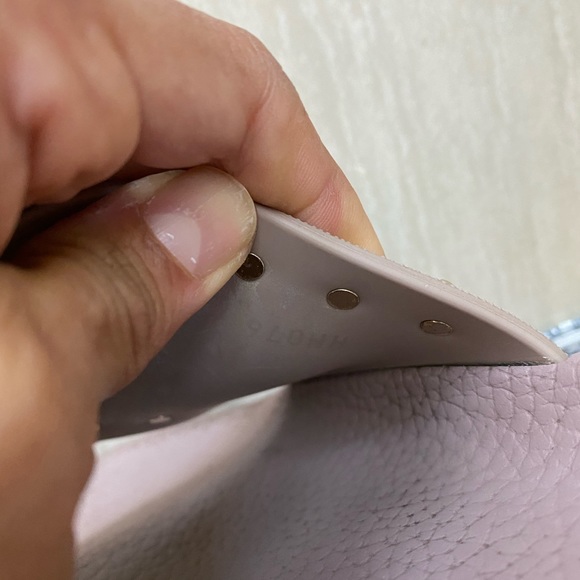 COPY - Valentino slides - Picture 4 of 5